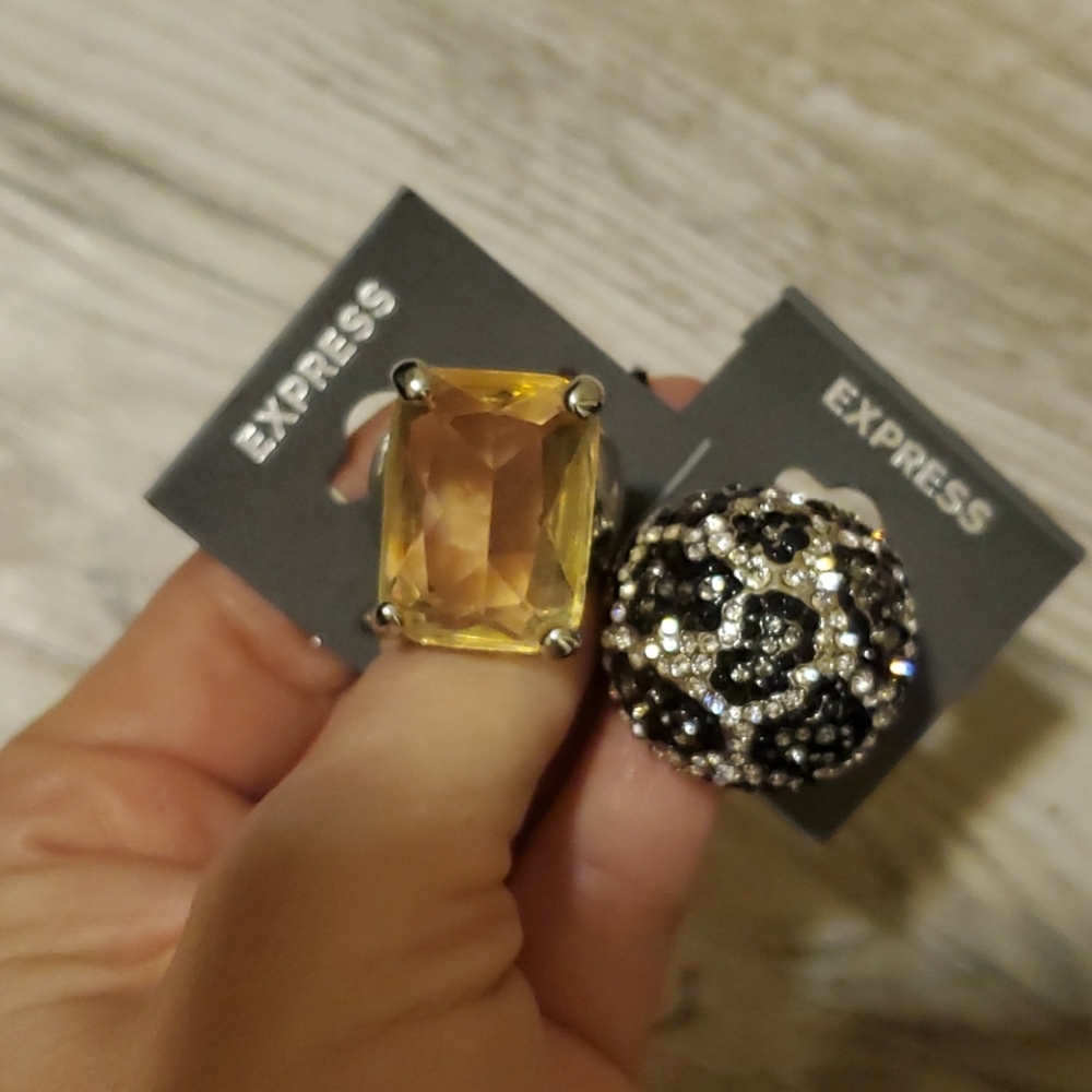 NWT Express Statement Ring Bundle-Size 7